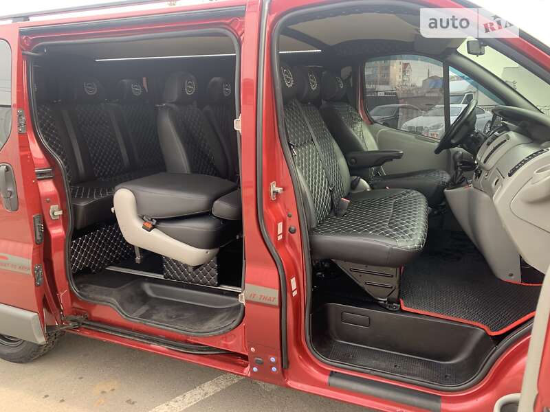 Минивэн Opel Vivaro 2006 в Виннице
