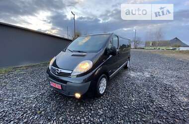 Минивэн Opel Vivaro 2010 в 