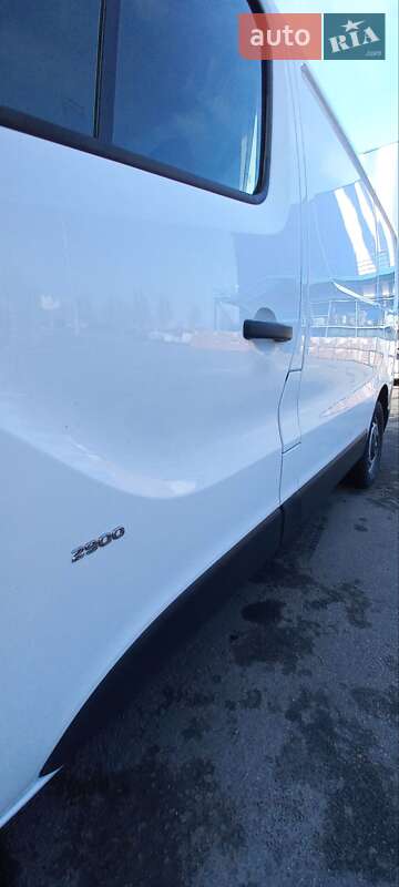 Грузовой фургон Opel Vivaro 2017 в Днепре