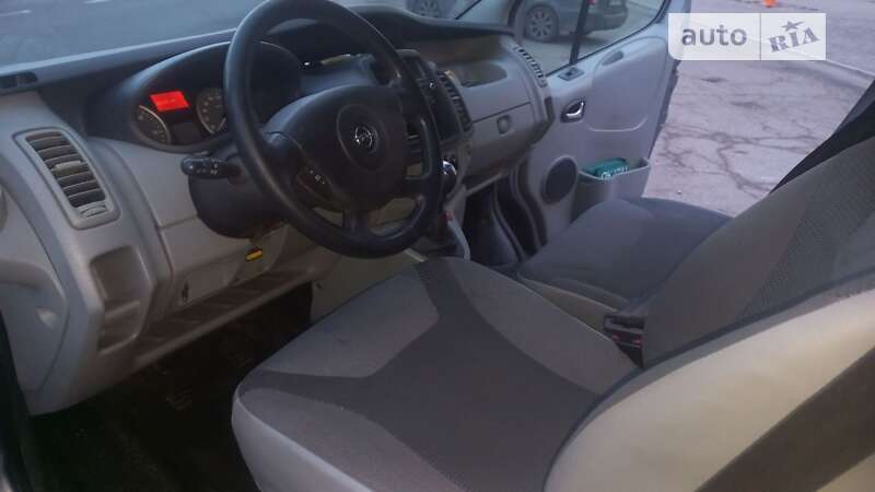 Минивэн Opel Vivaro 2013 в Житомире