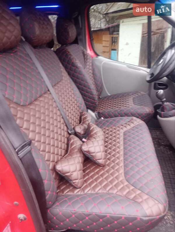 Мінівен Opel Vivaro 2009 в Рівному