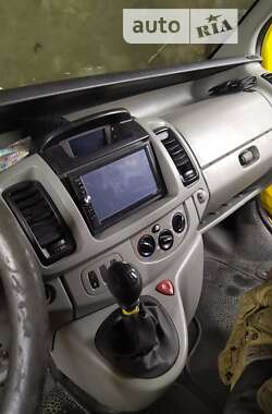 Минивэн Opel Vivaro 2005 в Ратным
