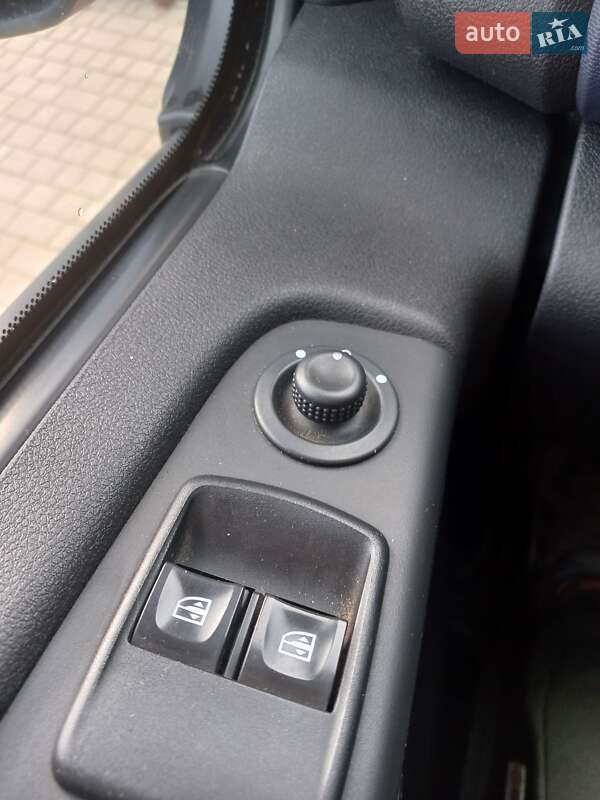 Мінівен Opel Vivaro 2016 в Одесі