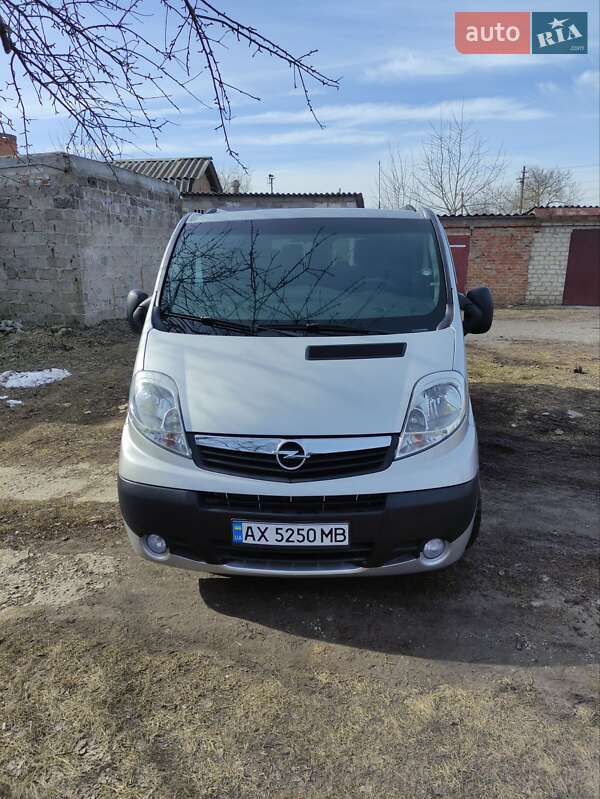 Opel Vivaro 2013