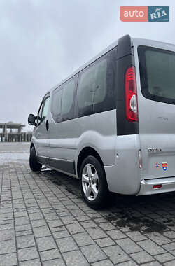 Минивэн Opel Vivaro 2009 в Надворной