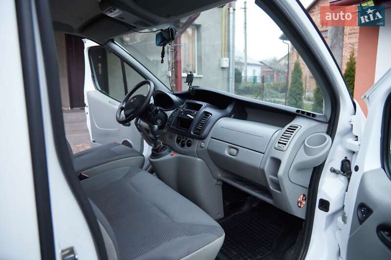 Мінівен Opel Vivaro 2013 в Мостиській фото 11 Мінівен Opel Vivaro 2013 в Мостиській
