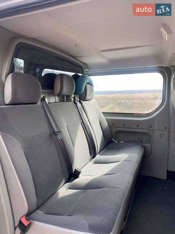 Минивэн Opel Vivaro 2013 в Доманевке