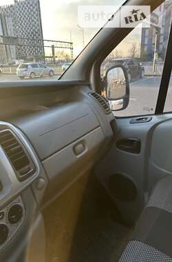 Минивэн Opel Vivaro 2008 в Киеве