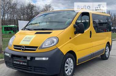 Мінівен Opel Vivaro 2004 в Миколаєві