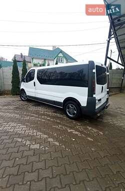 Минивэн Opel Vivaro 2004 в Черновцах