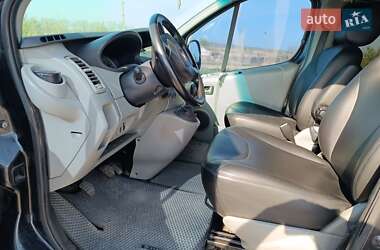 Мінівен Opel Vivaro 2010 в 