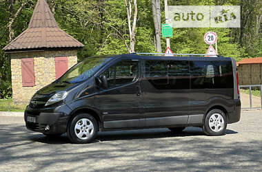 Минивэн Opel Vivaro 2012 в Черновцах