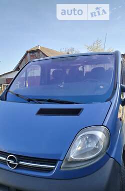 Мінівен Opel Vivaro 2002 в Стрию