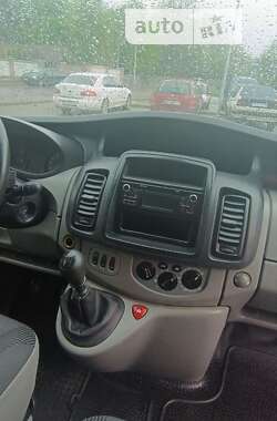 Минивэн Opel Vivaro 2014 в Ивано-Франковске