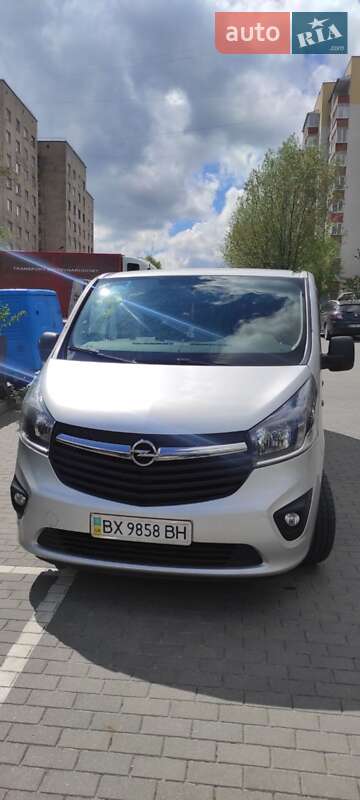Минивэн Opel Vivaro 2018 в Хмельницком