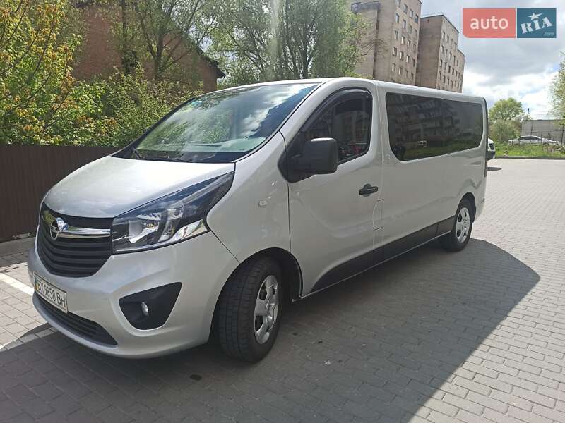 Минивэн Opel Vivaro 2018 в Хмельницком