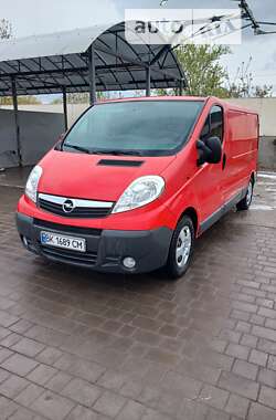 Opel Vivaro 2012