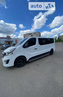 Мінівен Opel Vivaro 2016 в Дніпрі