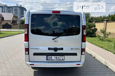 Минивэн Opel Vivaro 2016 в Луцке