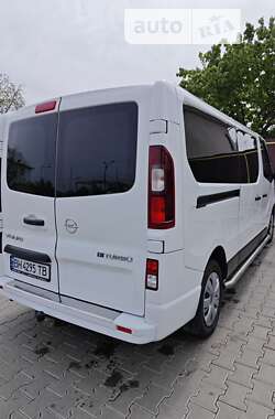 Минивэн Opel Vivaro 2017 в Одессе