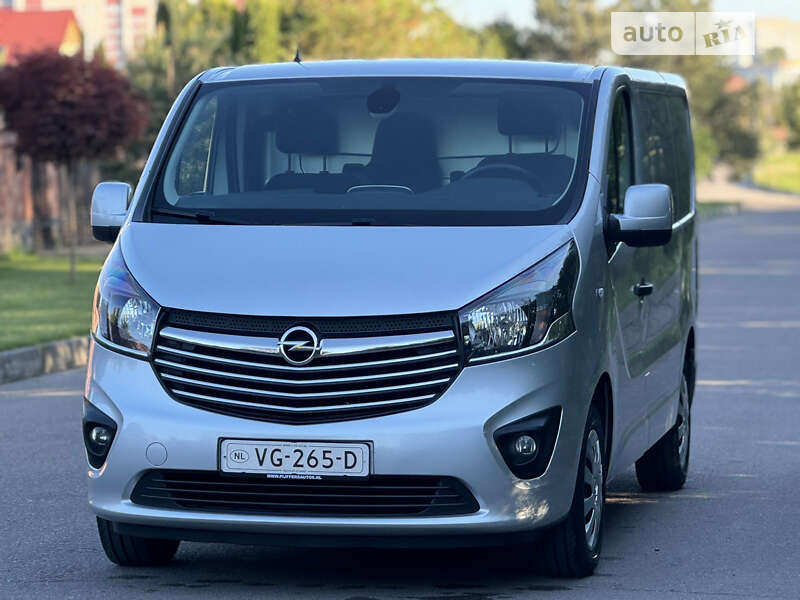 Мінівен Opel Vivaro 2019 в Рівному