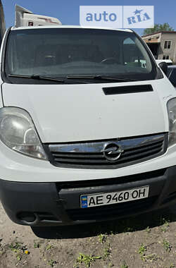 Грузопассажирский фургон Opel Vivaro 2013 в Днепре