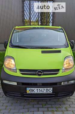 Мінівен Opel Vivaro 2002 в Рівному