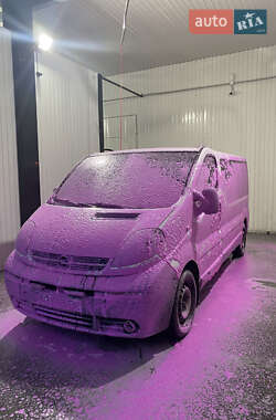 Мінівен Opel Vivaro 2004 в Міжгір'ї