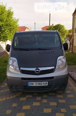 Мінівен Opel Vivaro 2007 в Млиніві