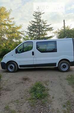 Opel Vivaro 2011