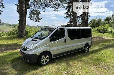 Минивэн Opel Vivaro 2014 в Ровно