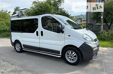 Мінівен Opel Vivaro 2006 в Львові