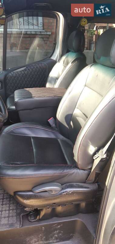 Мінівен Opel Vivaro 2014 в Кропивницькому