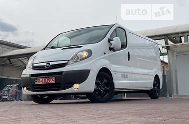 Opel Vivaro 2014