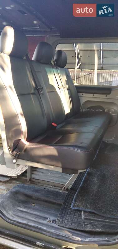 Мінівен Opel Vivaro 2014 в Кропивницькому