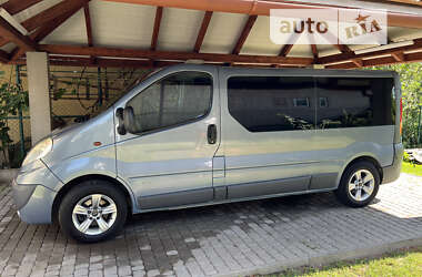 Минивэн Opel Vivaro 2012 в Сваляве