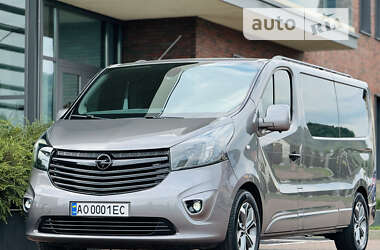 Мінівен Opel Vivaro 2014 в Мукачевому