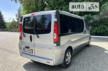 Мінівен Opel Vivaro 2013 в Чернівцях