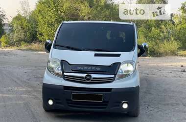 Мінівен Opel Vivaro 2006 в Кам'янському