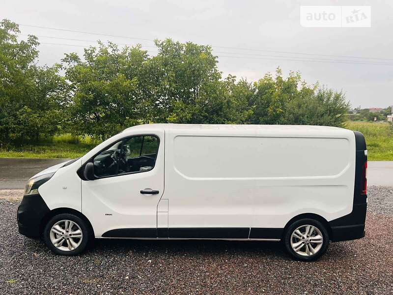 Грузовой фургон Opel Vivaro 2014 в Кременце