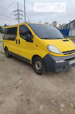 Мінівен Opel Vivaro 2004 в Києві