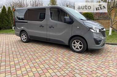 Opel Vivaro 2015