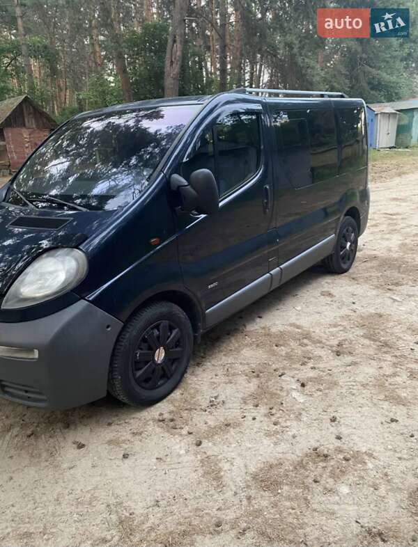 Мінівен Opel Vivaro 2002 в Львові