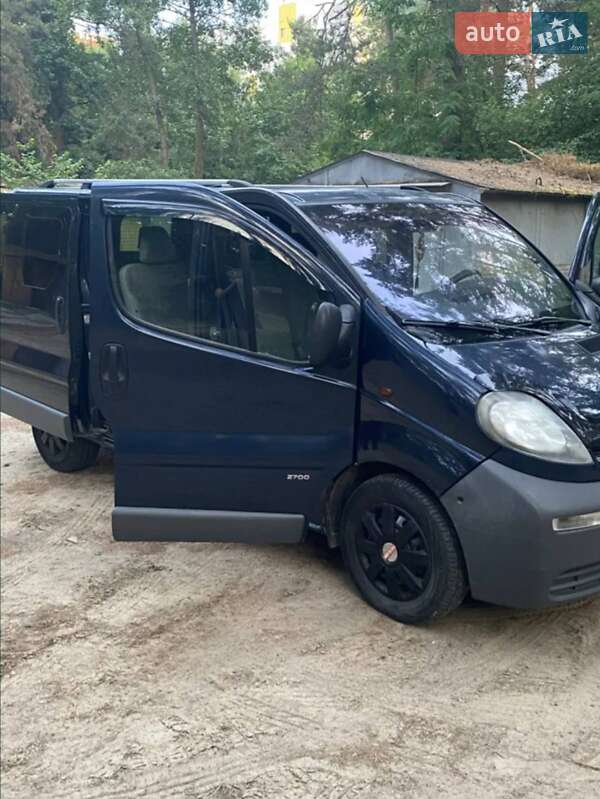 Мінівен Opel Vivaro 2002 в Львові