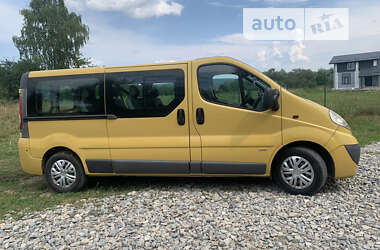 Минивэн Opel Vivaro 2012 в Калуше