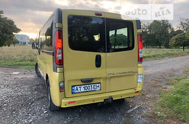 Минивэн Opel Vivaro 2012 в Калуше