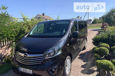 Opel Vivaro 2016