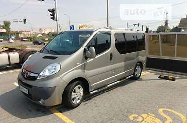 Минивэн Opel Vivaro 2012 в Киеве