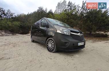 Мінівен Opel Vivaro 2015 в Львові