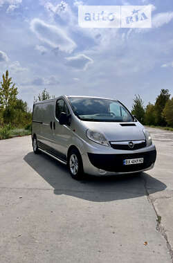 Вантажний фургон Opel Vivaro 2012 в Хотині